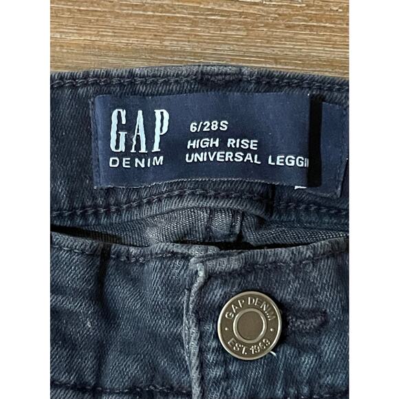 High Rise Universal Legging Jeans with Washwell 6/28 Short - Picture 7 of 9